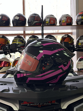 Шлем интеграл HETOSHI цв. Черный с розовыми вставками р.M